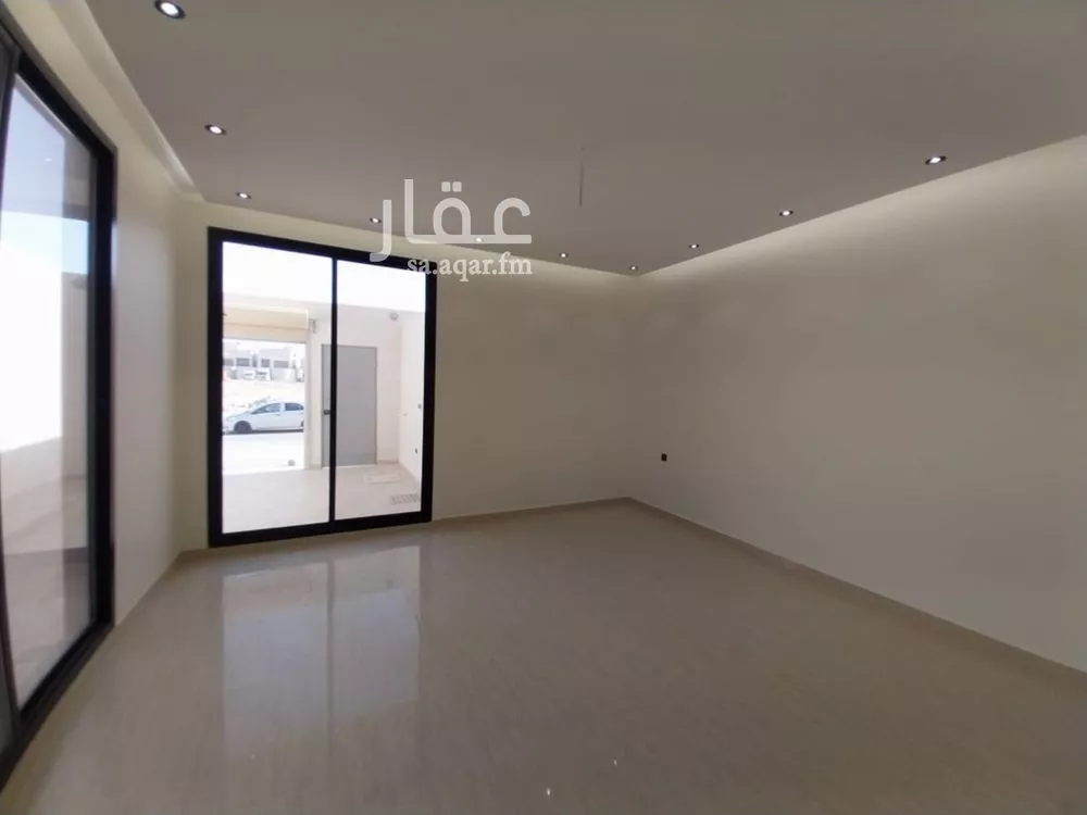 4 bedroom villa in Tuwaiq, Riyadh 5