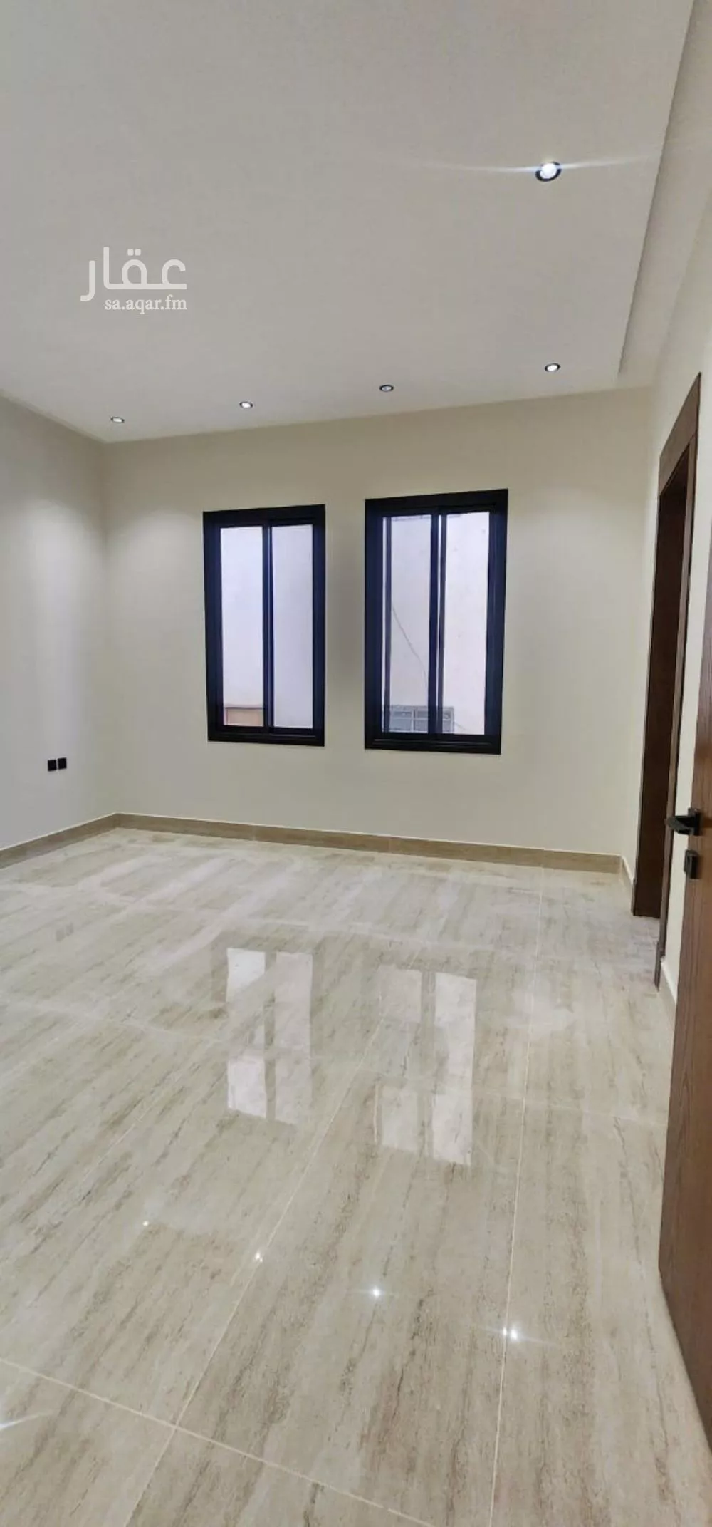 2 bedroom floor in Dhahrat Namar 4