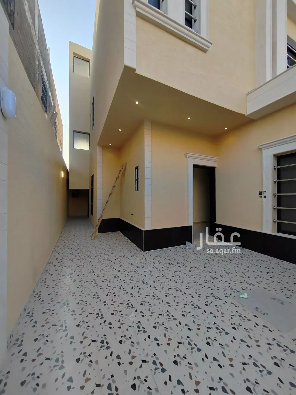 فيلا 6 غرف في طويق 3