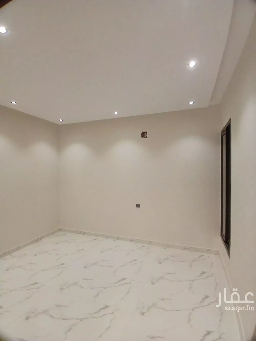 3 bedroom floor in Tuwaiq 4
