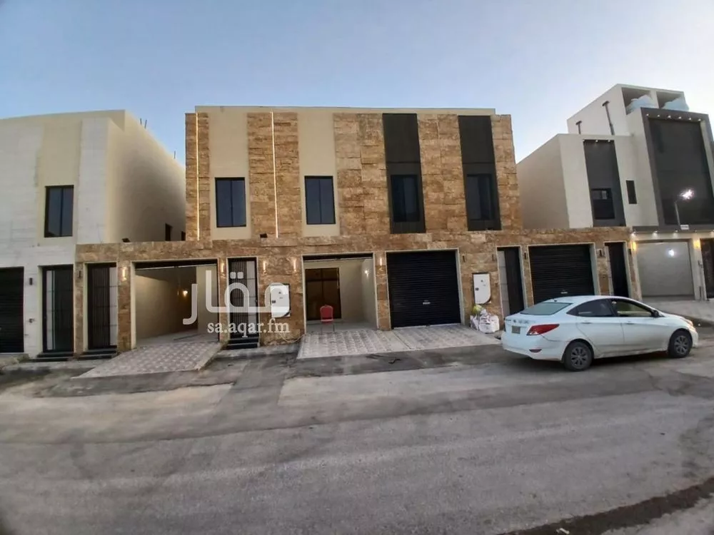 5 bedroom villa in Okaz 2