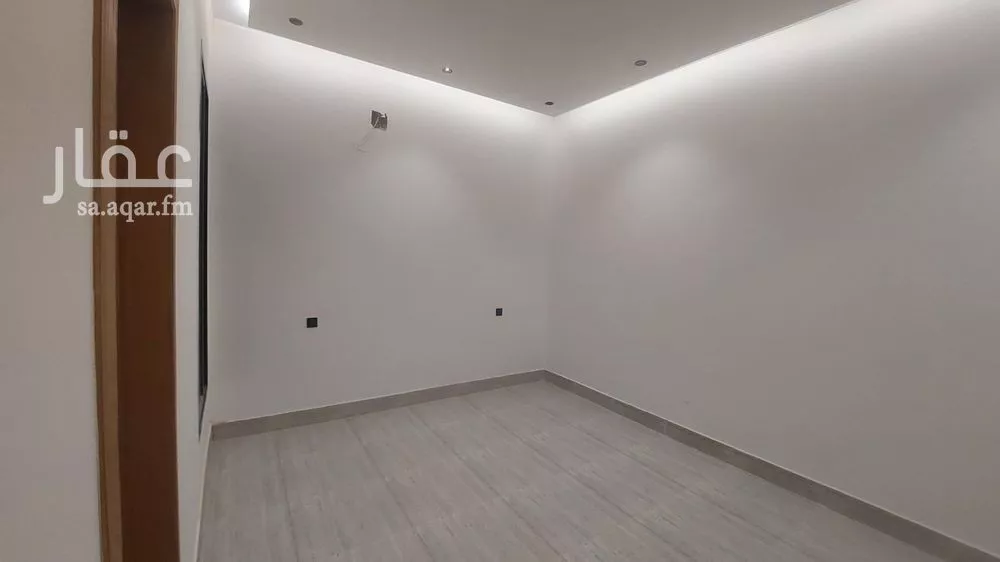 3 bedroom floor in Tuwaiq 5