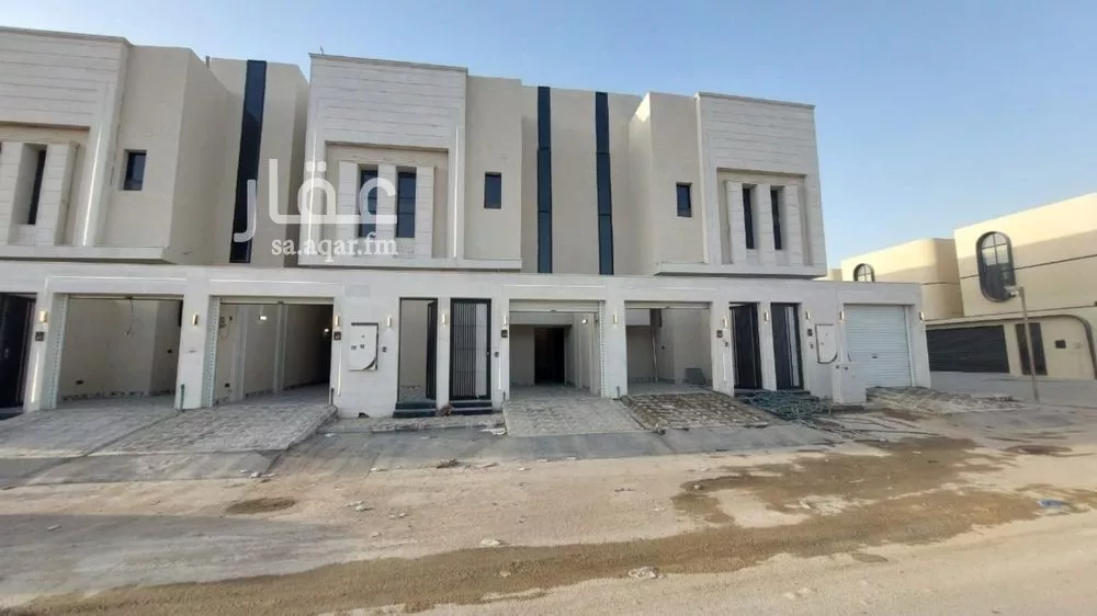 3 bedroom floor in Tuwaiq 2