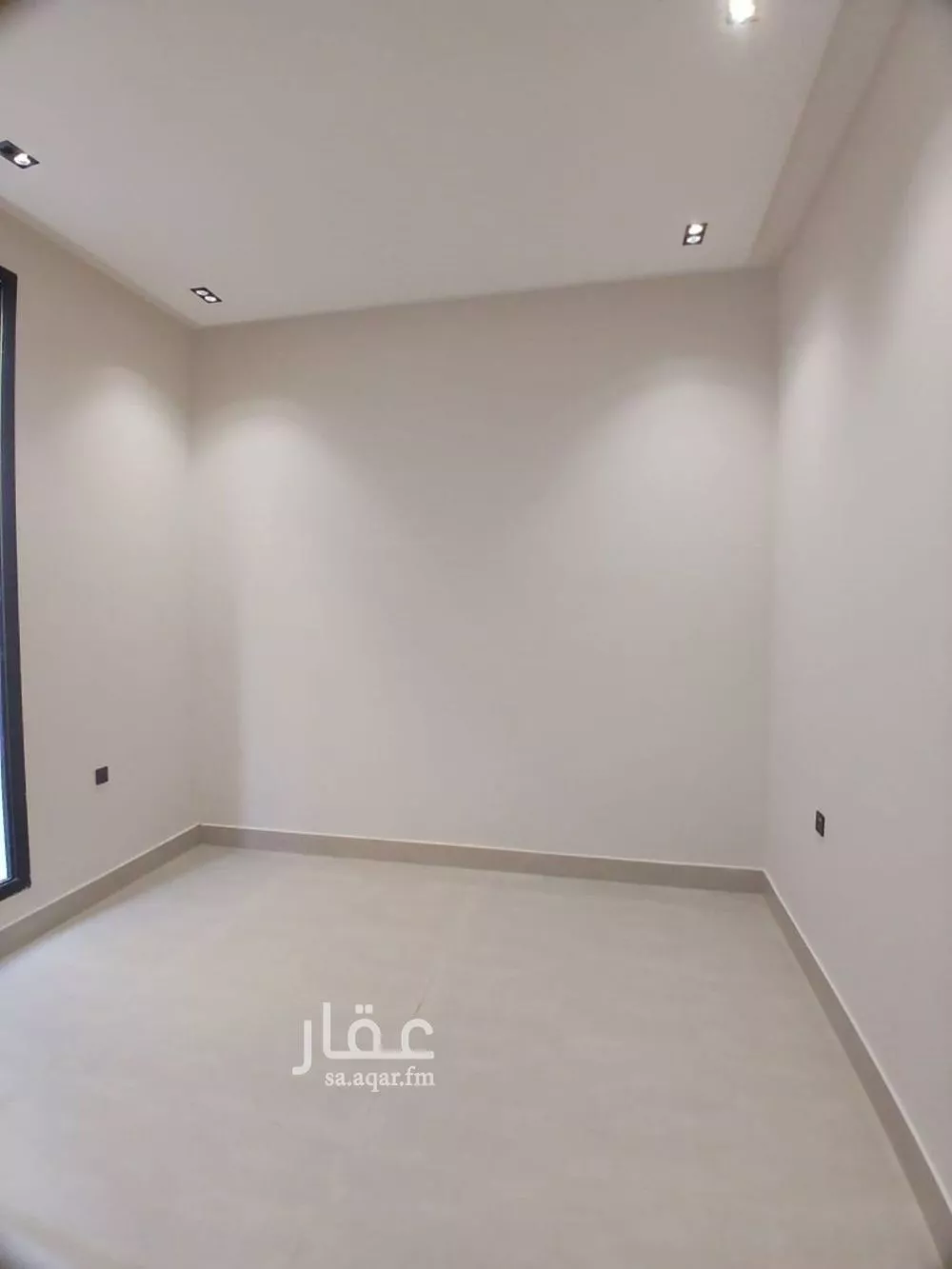 فيلا 6 غرف في العريجاء الغربية 5