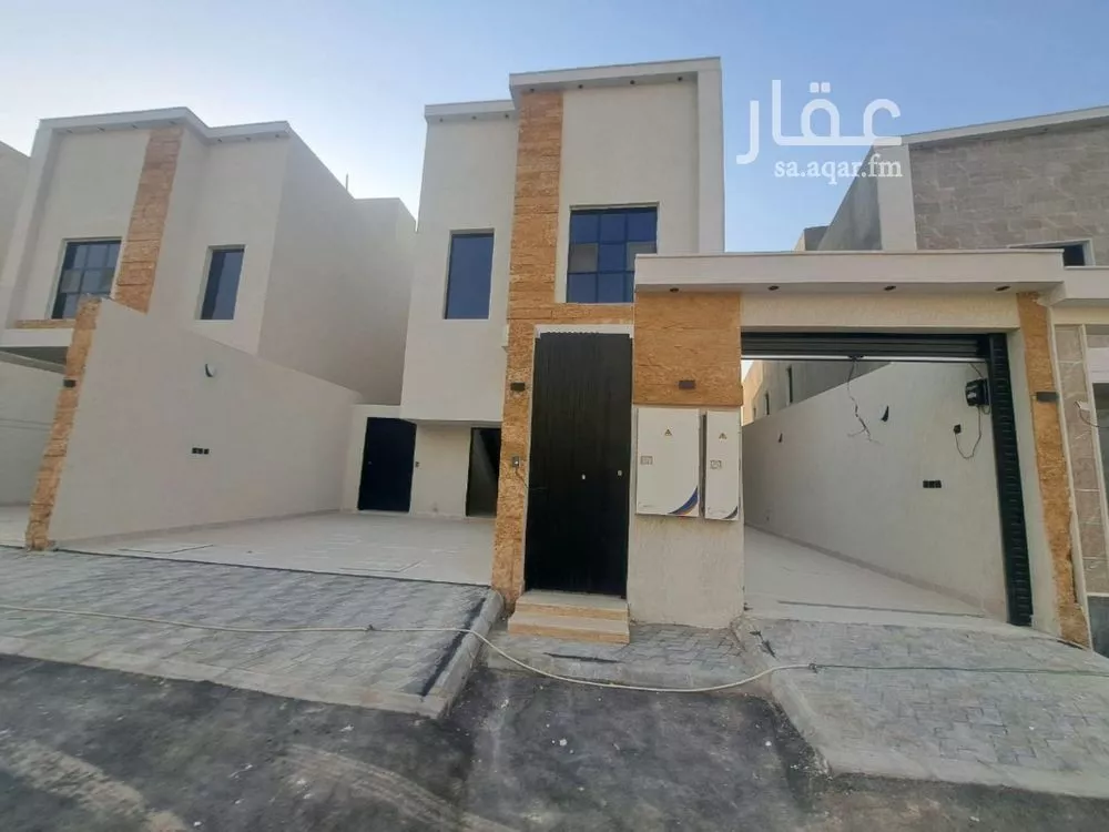 3 bedroom floor in Okaz 5