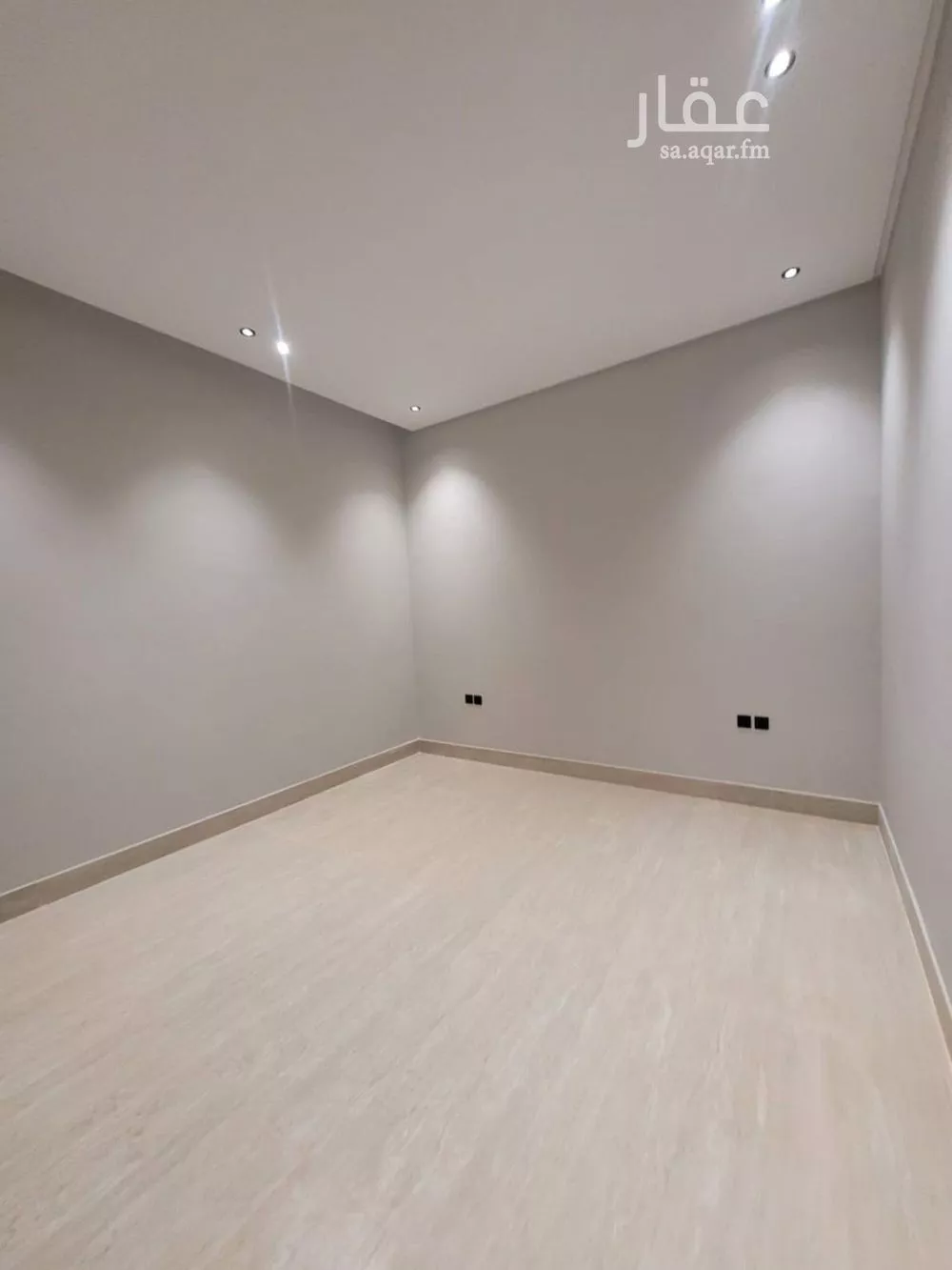 3 bedroom floor in Dhahrat Namar 3