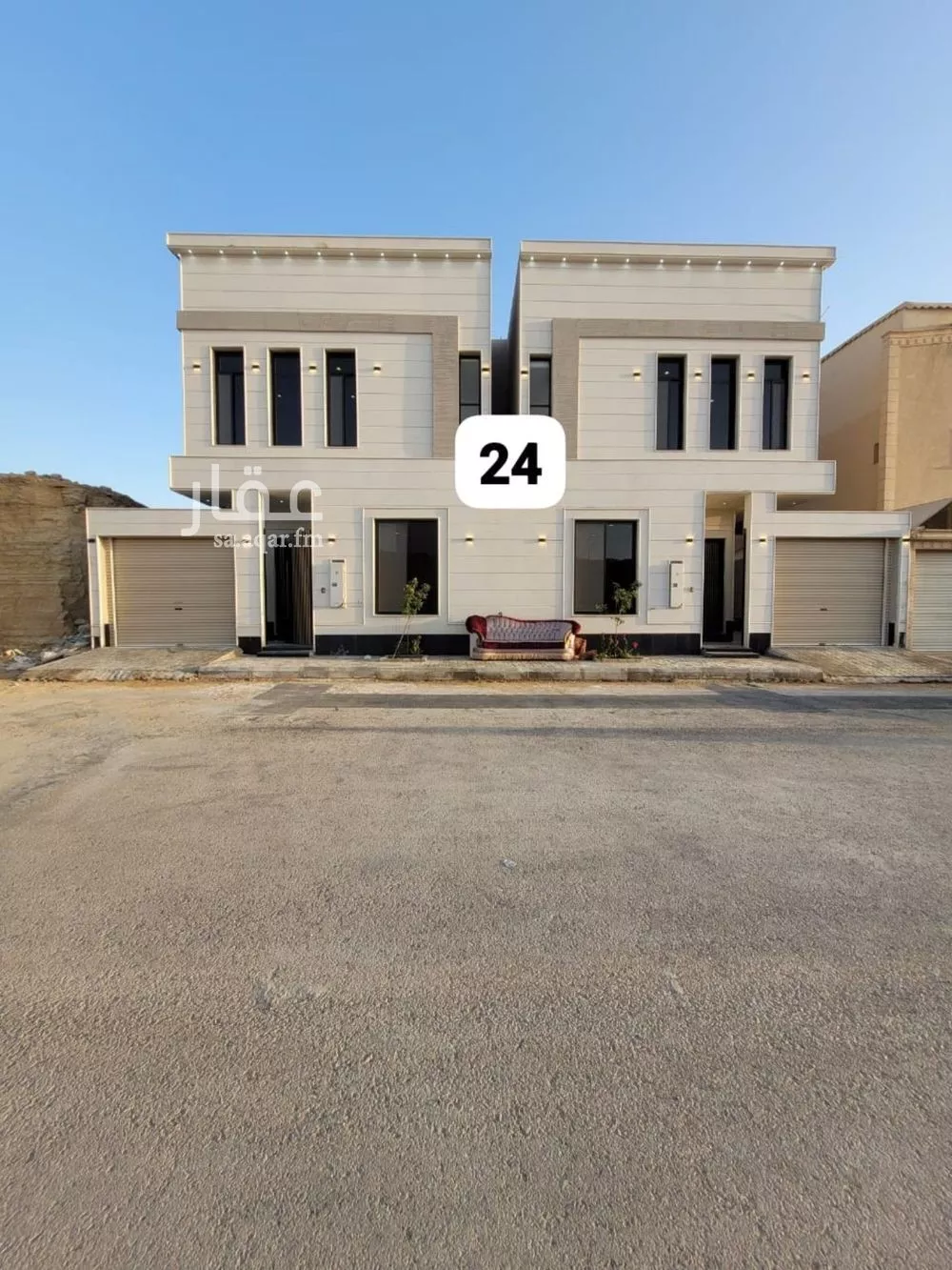 6 bedroom duplex in Dhahrat Laban 1
