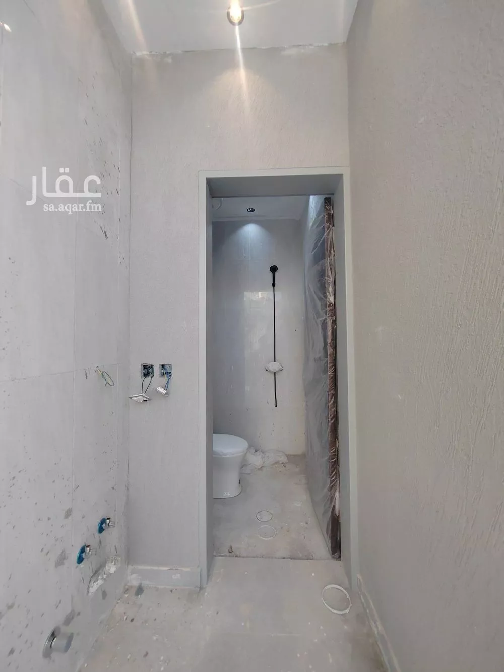 5 bedroom villa in Al Hazm, Riyadh 11