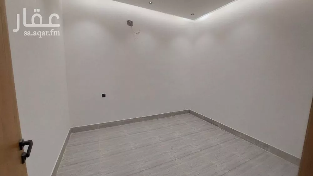 3 bedroom floor in Tuwaiq 2