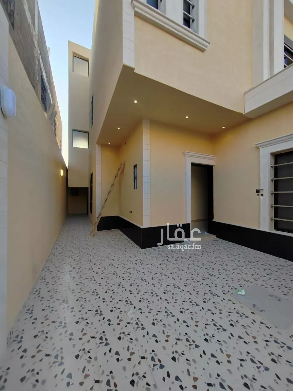 فيلا 6 غرف في طويق 5