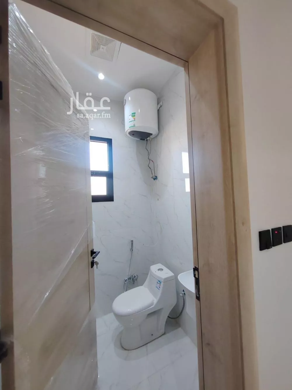 فيلا 6 غرف في العريجاء الغربية 3