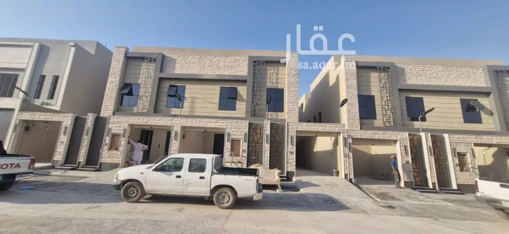 5 bedroom duplex in Badr 3
