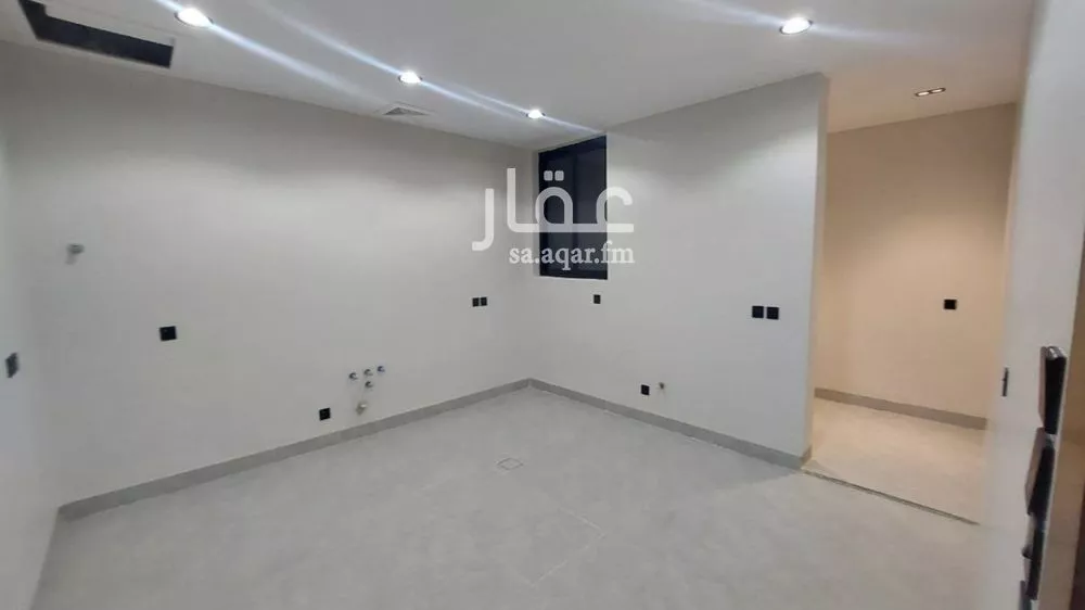 3 bedroom floor in Tuwaiq 5