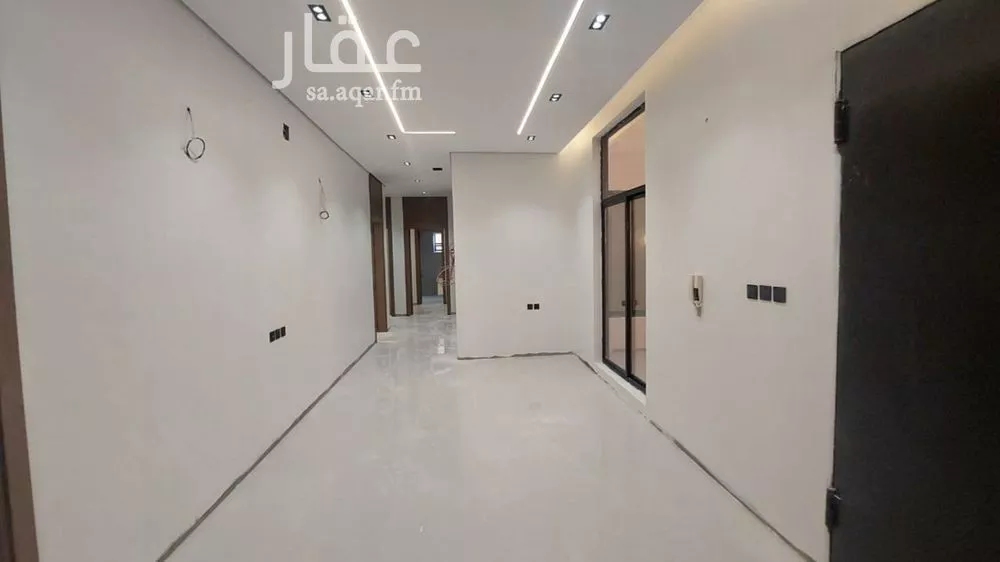 4 bedroom floor in Okaz 3