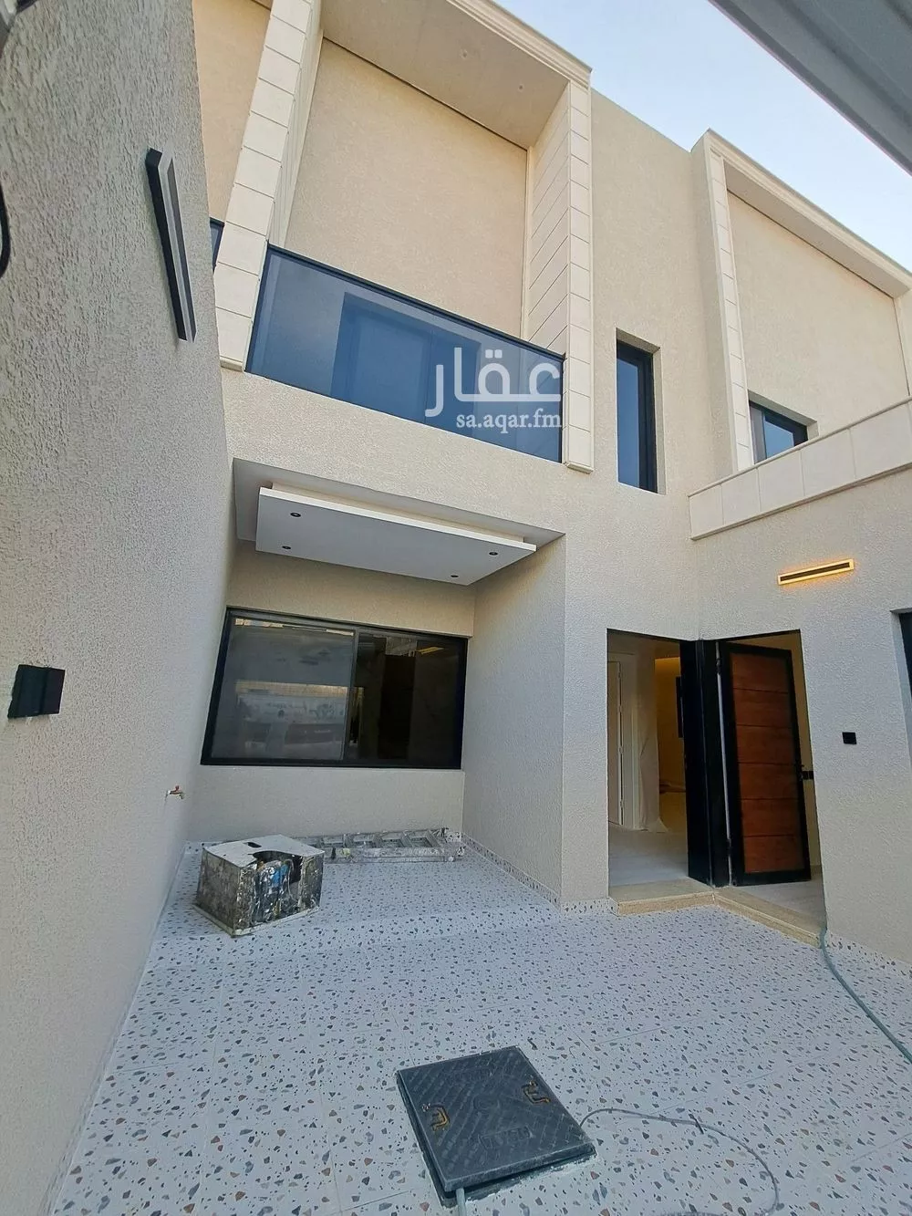 فيلا 5 غرف في الحزم 5