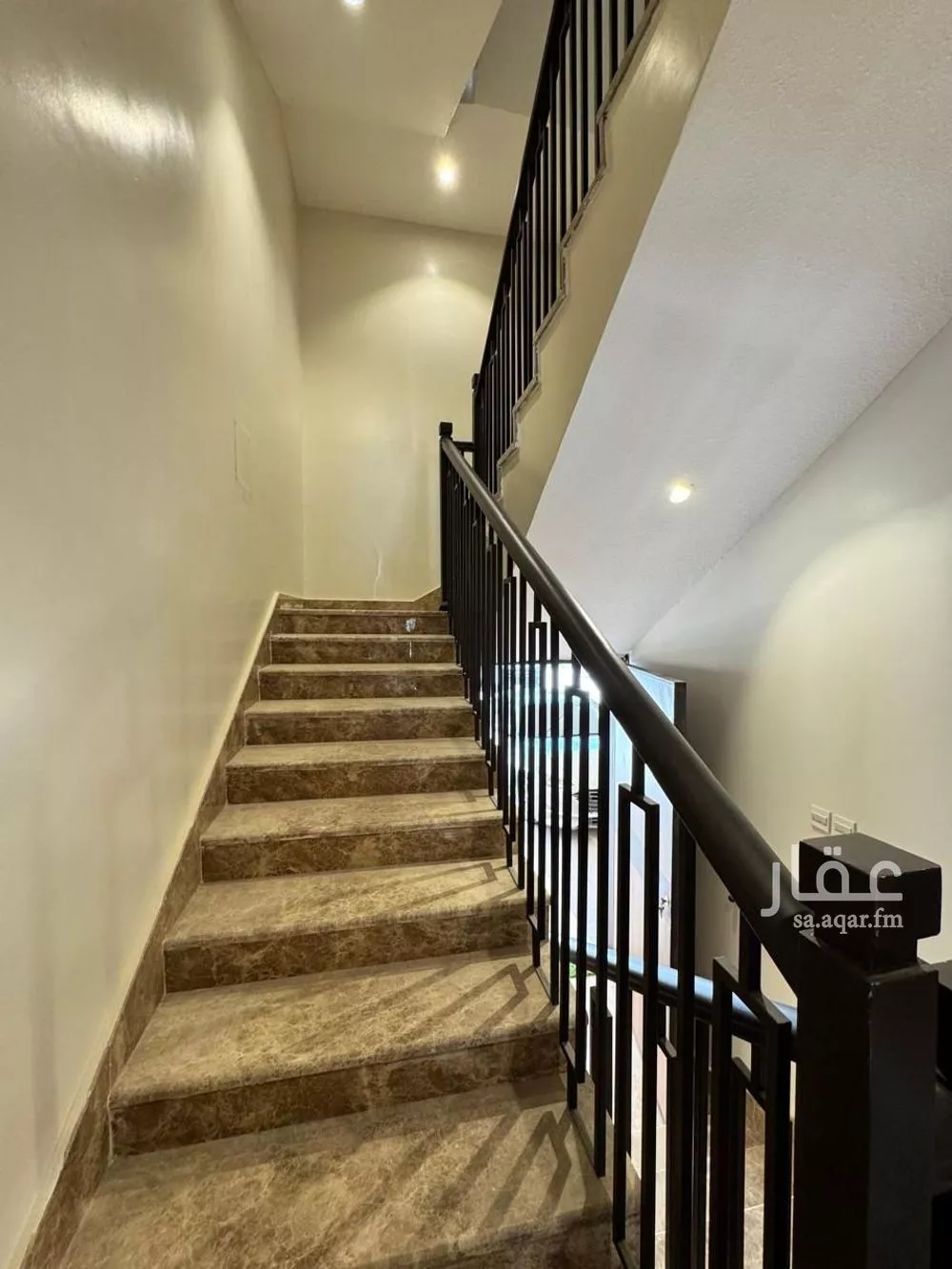 1 bedroom floor in Al Aridh 3