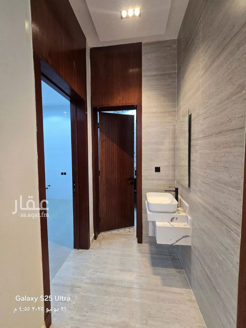 3 bedroom floor in Tuwaiq 5