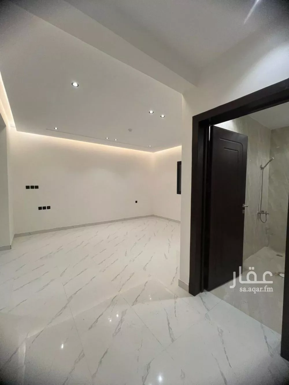 شقة 5 غرف في الحزم، الرياض 6