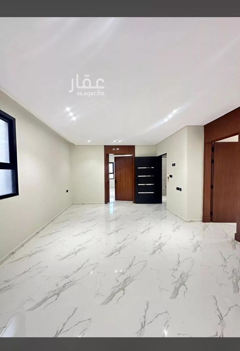 5 bedroom floor in Al Hazm 5