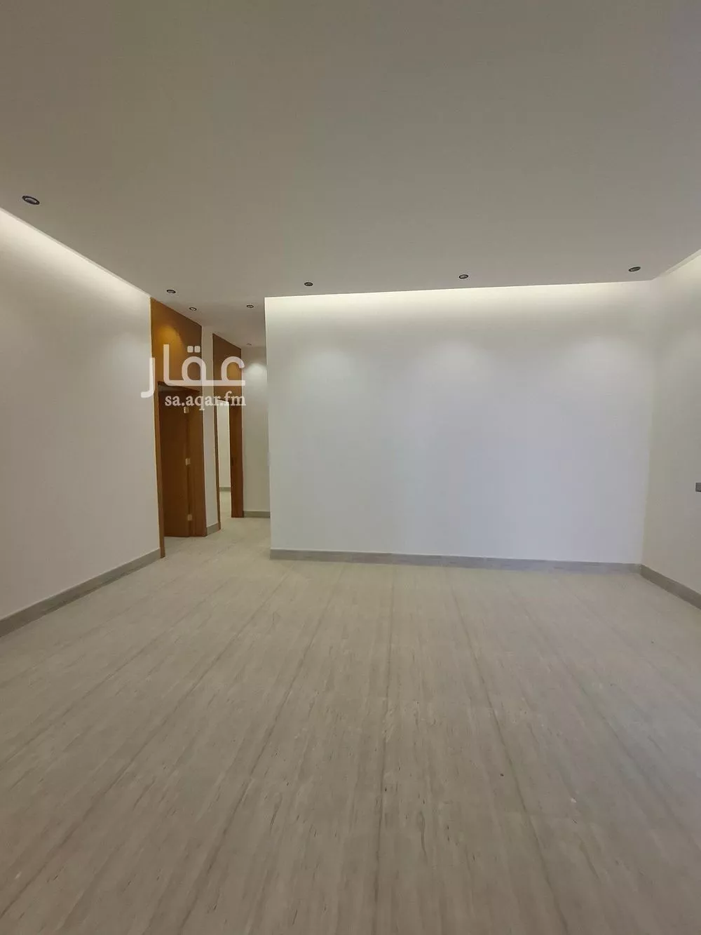 5 bedroom floor in Tuwaiq 4