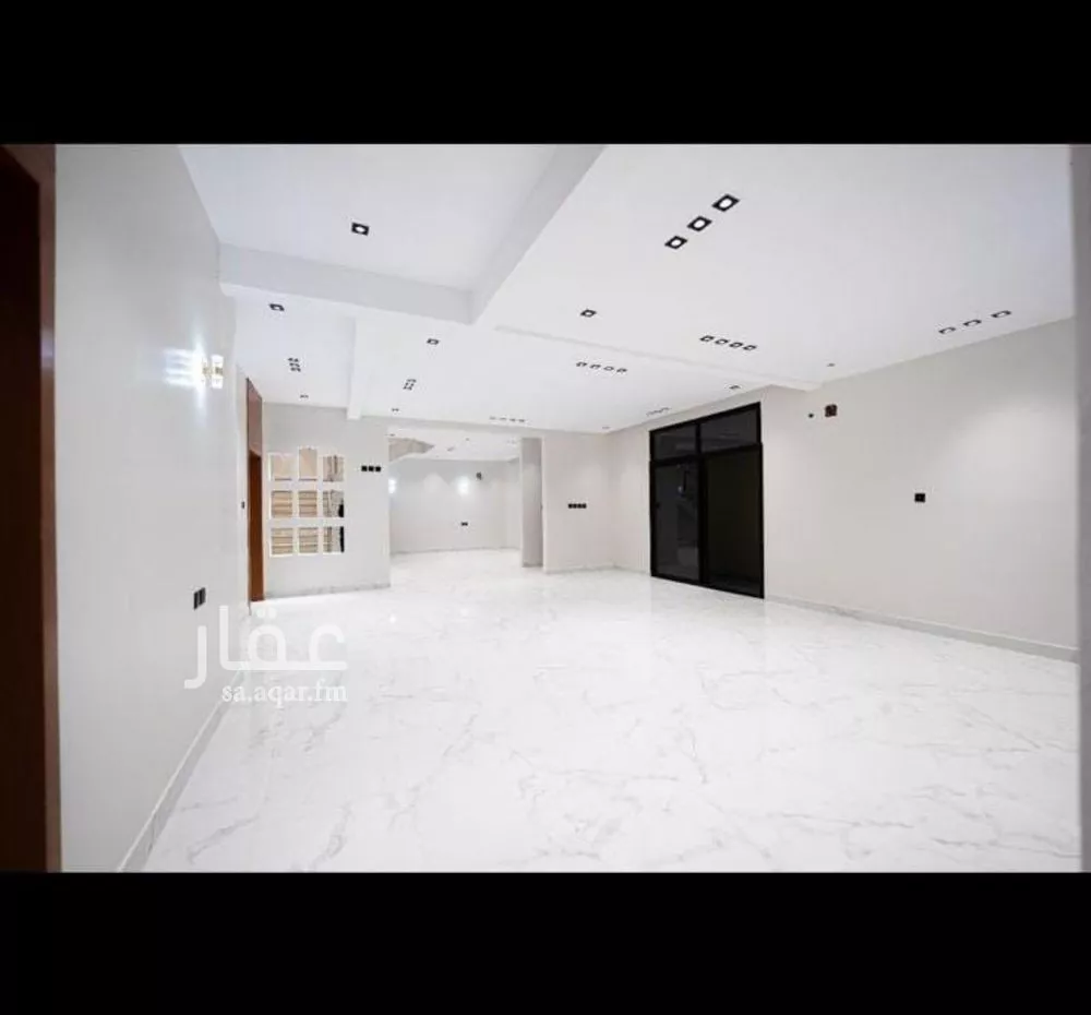 5 bedroom villa in Al Rimal 5