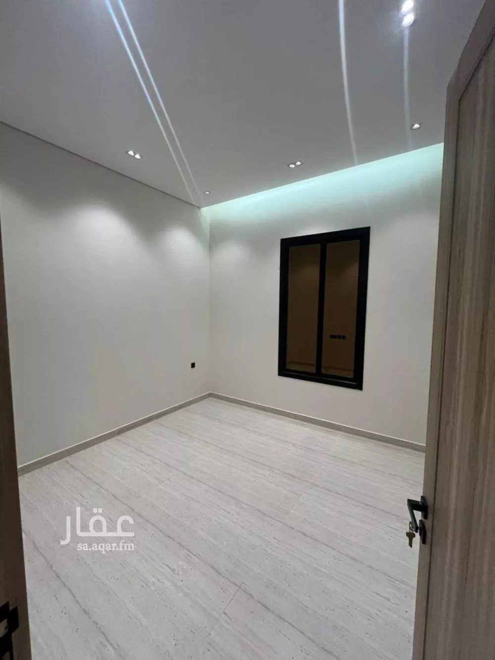 شقة 4 غرف في بدر 5