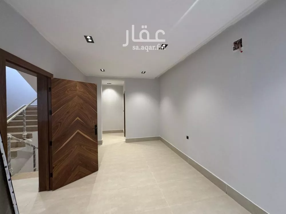 5 bedroom villa in Okaz 5