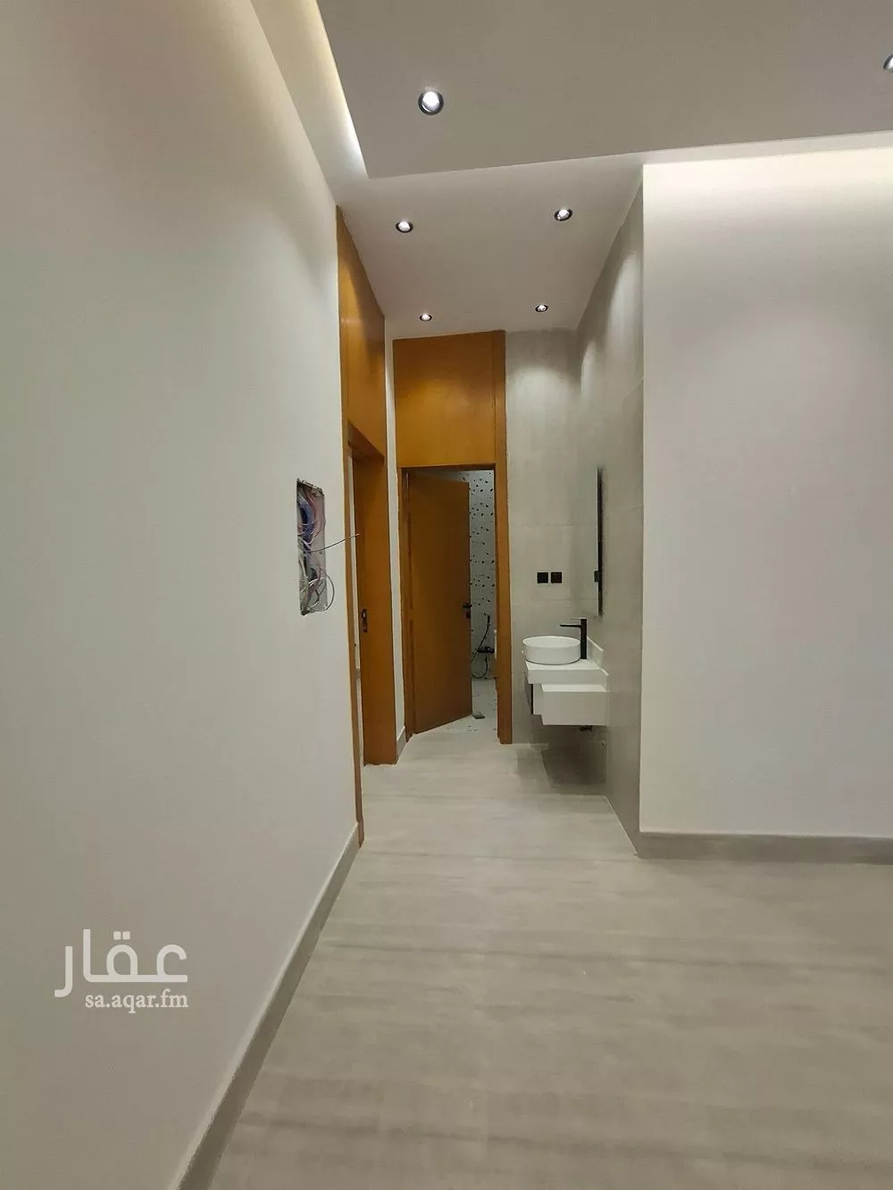 5 bedroom floor in Tuwaiq 4