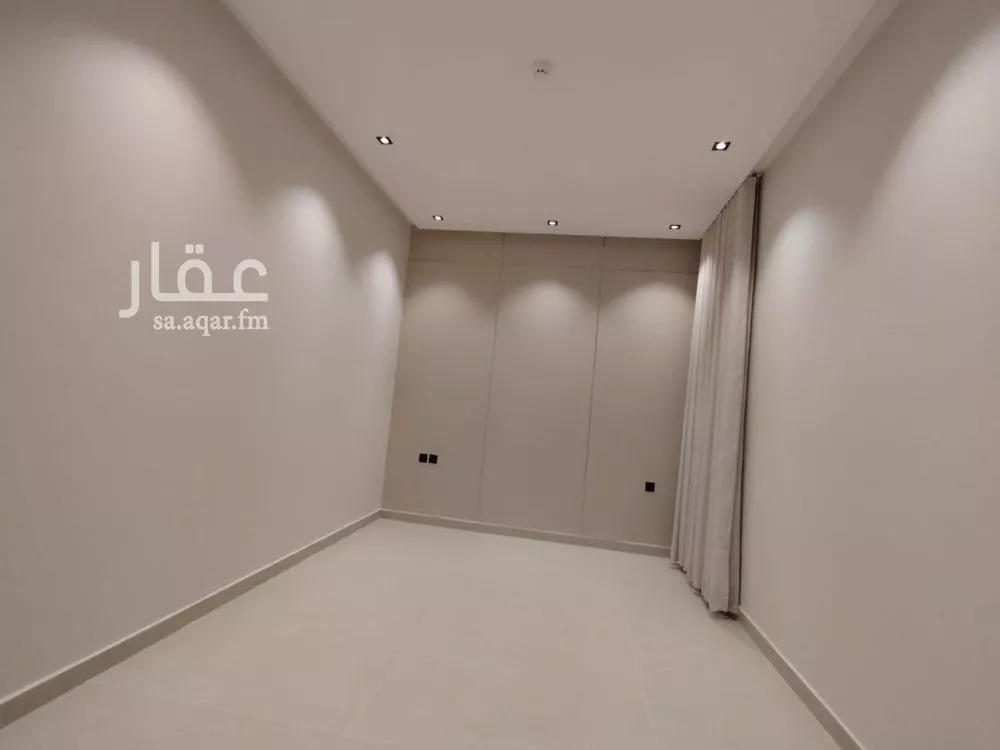 4 bedroom apartment in Tuwaiq, Riyadh 4