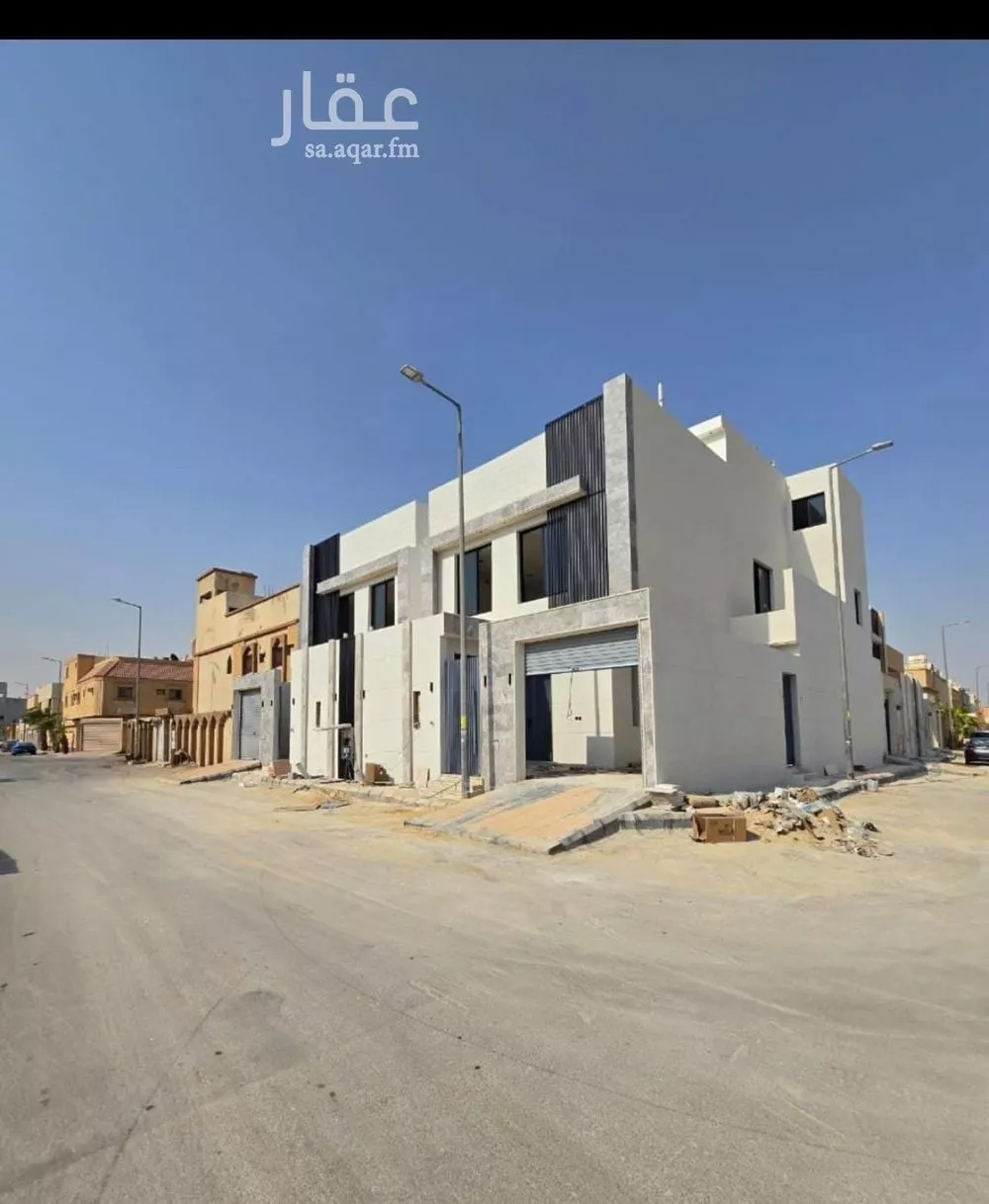 فيلا 5 غرف في العريجاء الغربية 1