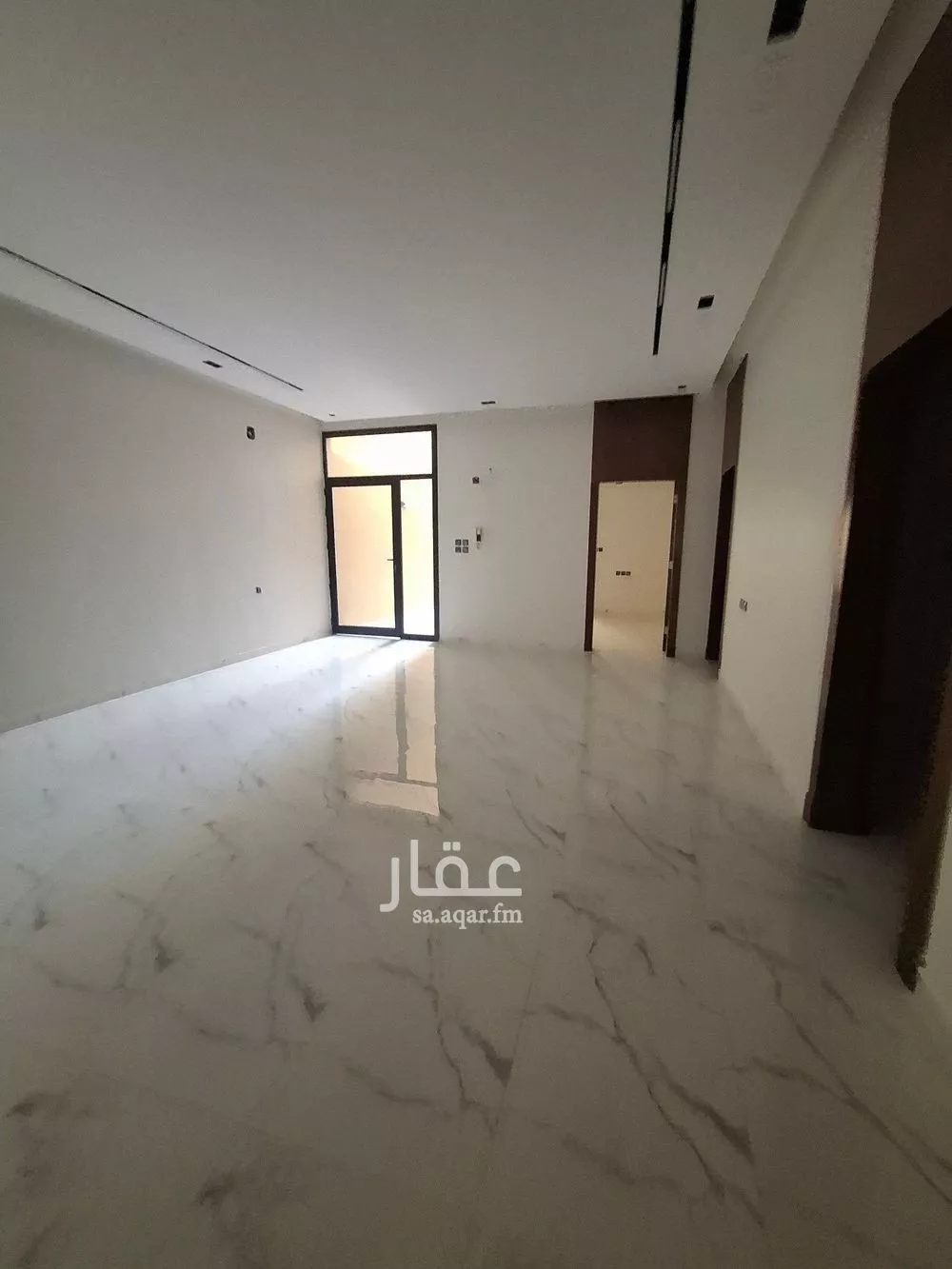 5 bedroom floor in Tuwaiq 3