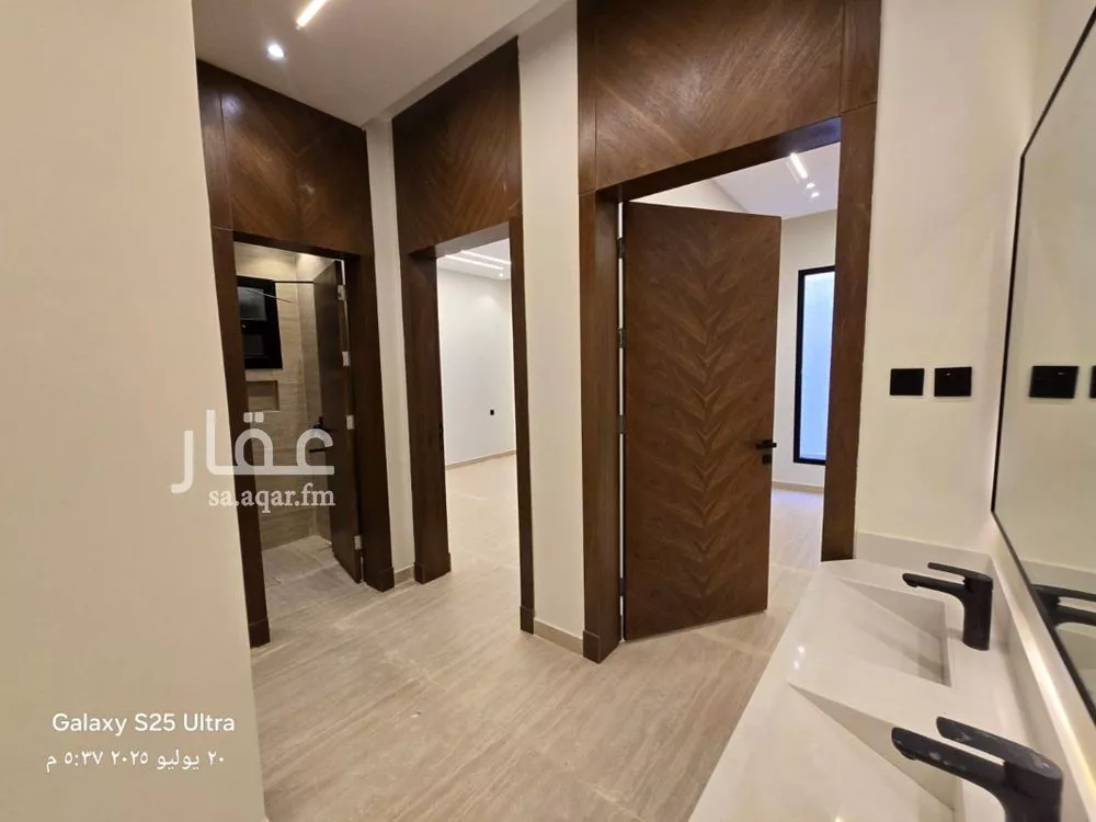 5 bedroom floor in Tuwaiq 5
