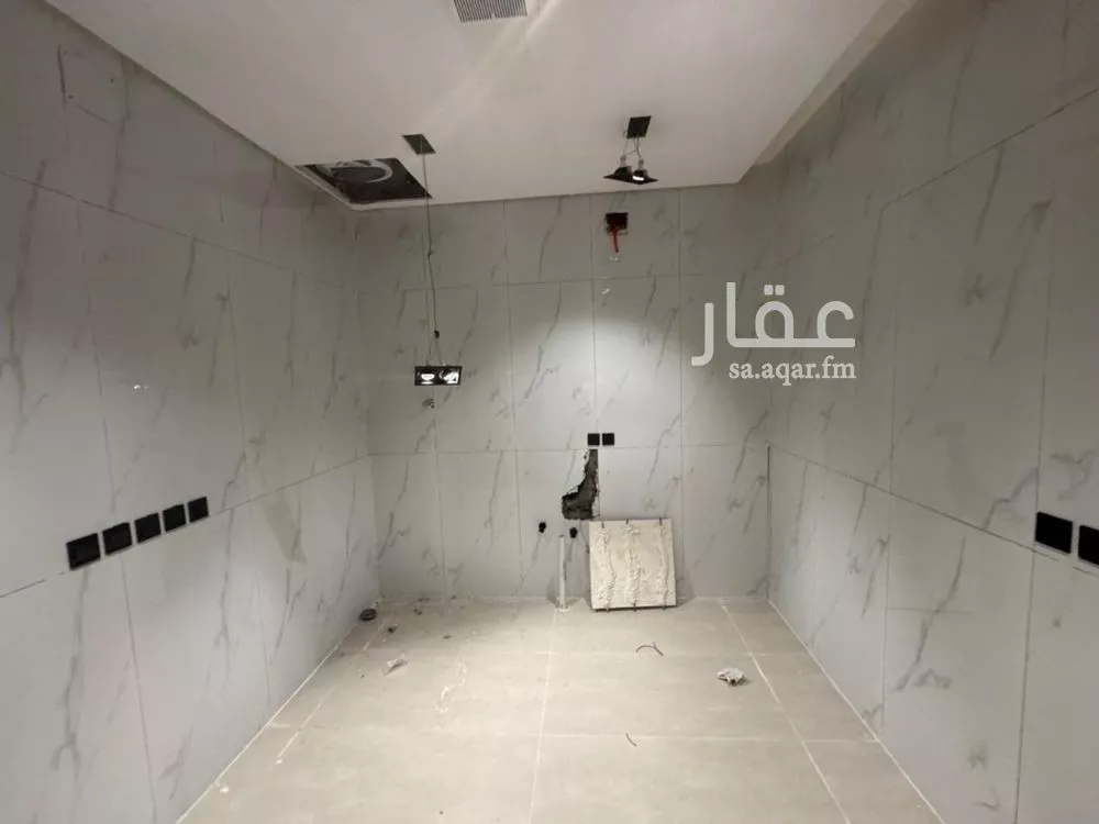 5 bedroom duplex in Okaz 3