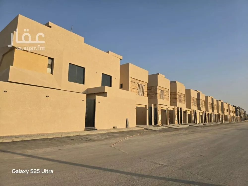 5 bedroom floor in Dirab