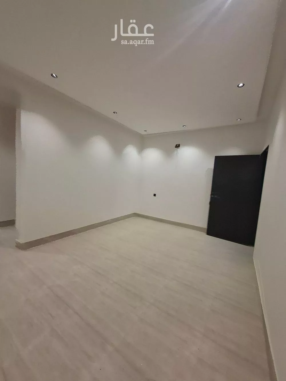 5 bedroom floor in Tuwaiq 2