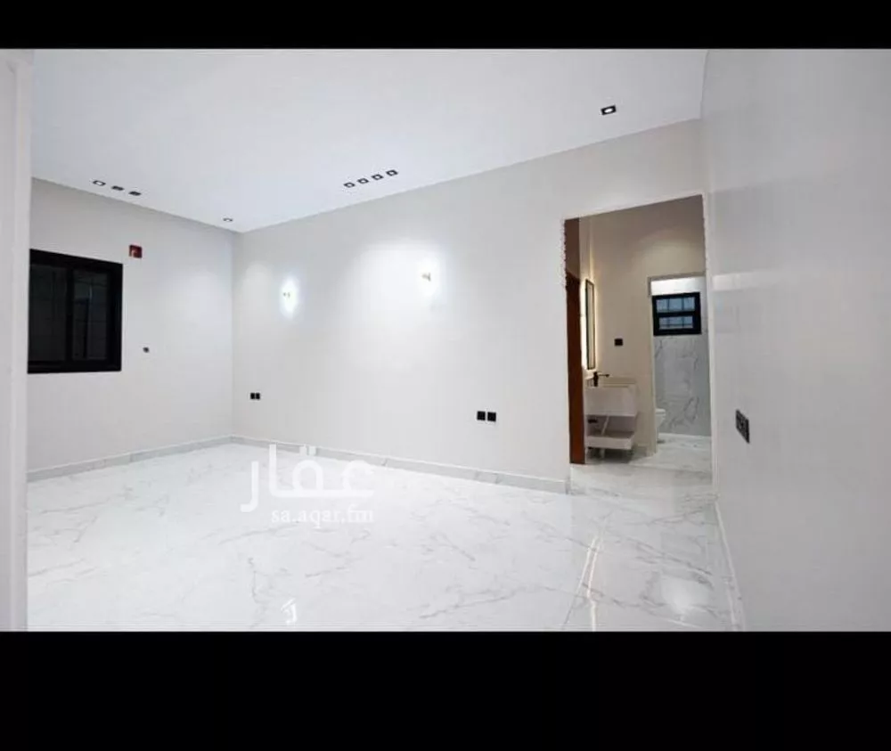 5 bedroom villa in Al Rimal 4