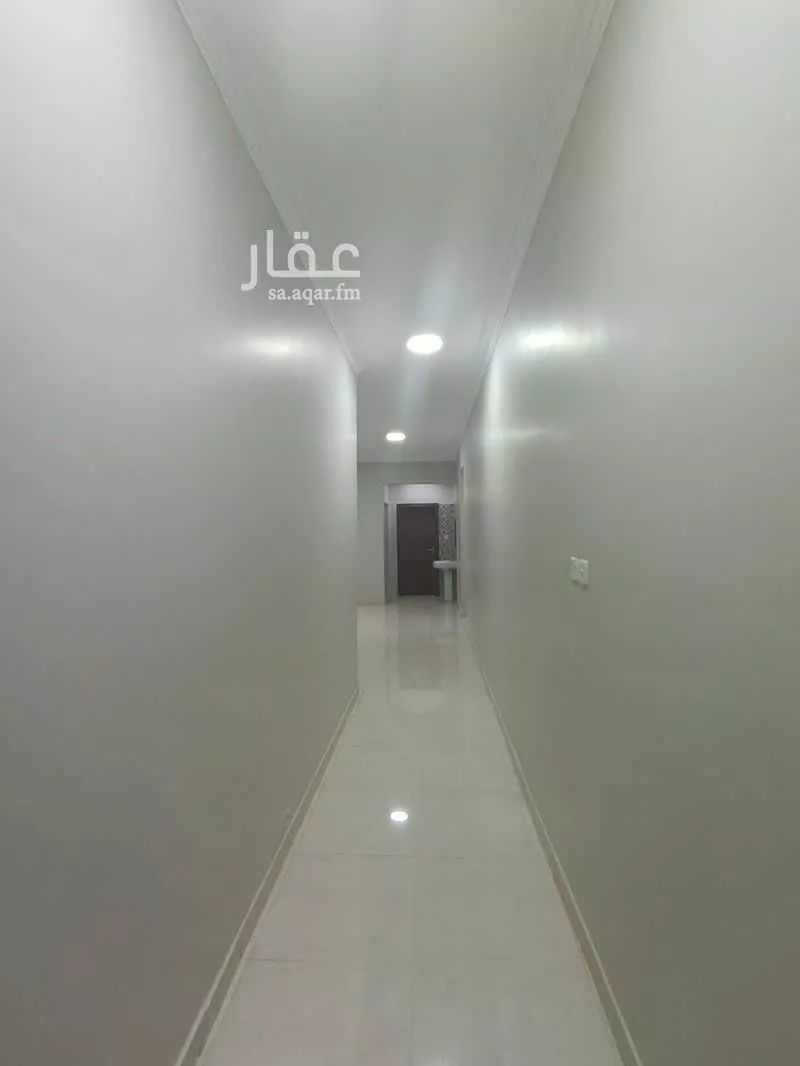 شقة 3 غرف في الرمال 1