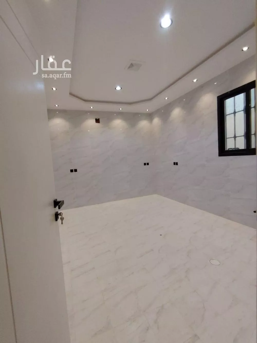 فيلا 5 غرف في العريجاء الغربية 5