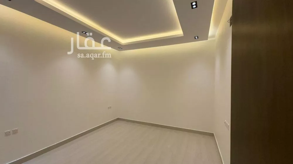 شقة 4 غرف في طويق 3