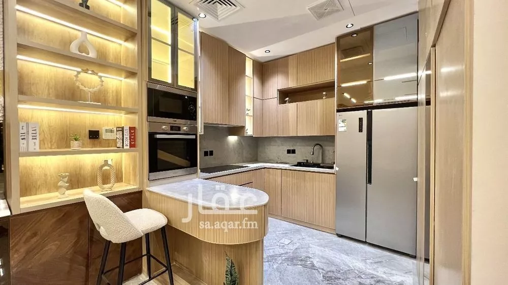 فيلا 4 غرف في العارض 1