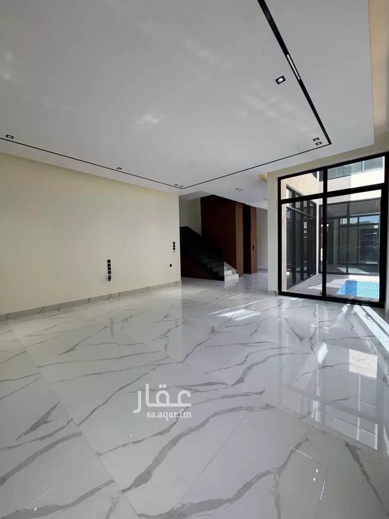5 bedroom villa in Al Narjis 4