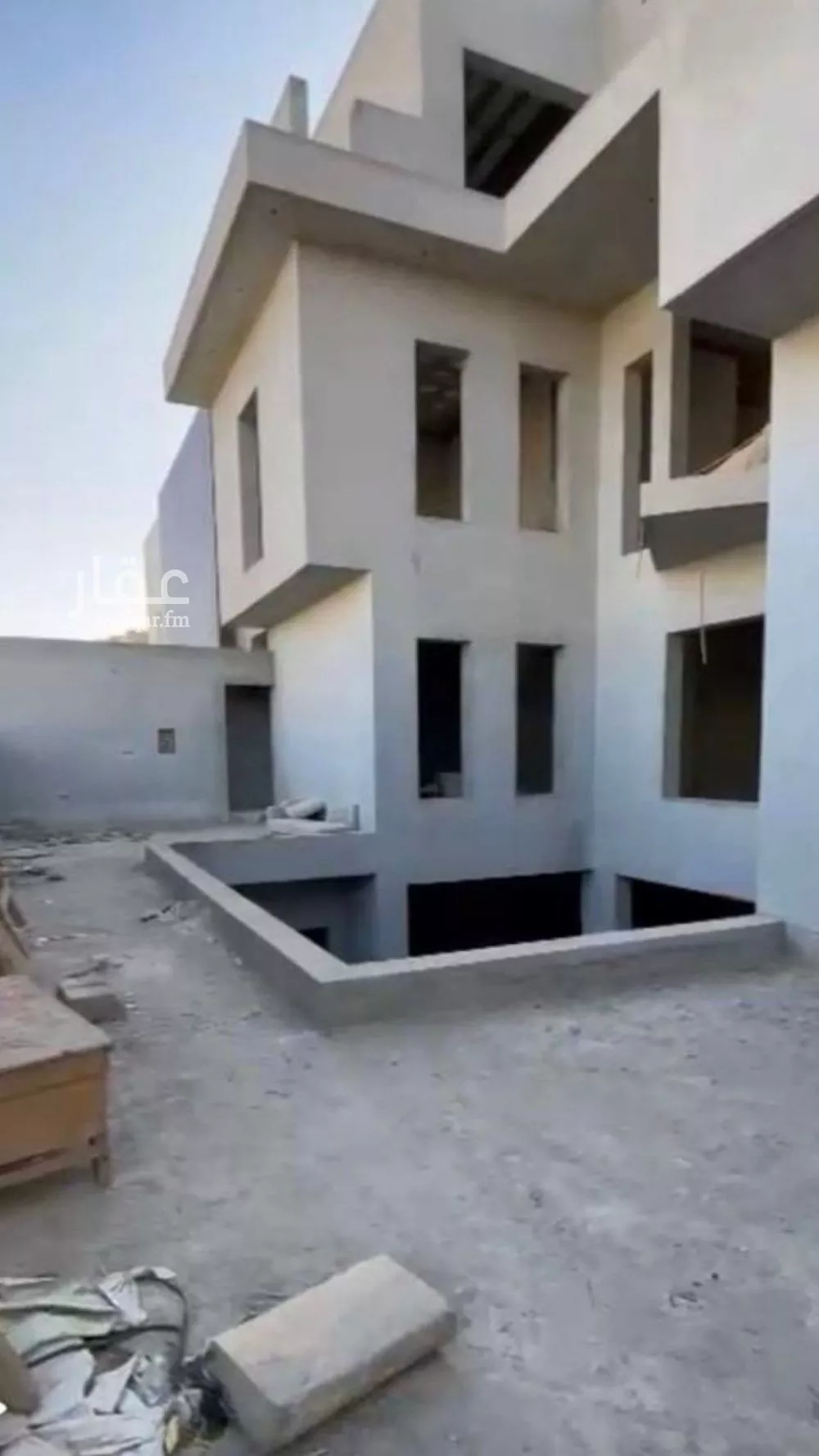 فيلا 10 غرف في الملقا 2