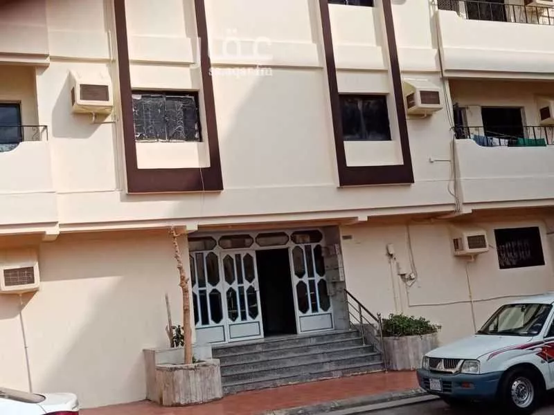 عمارة 517 م² في البوادي 2