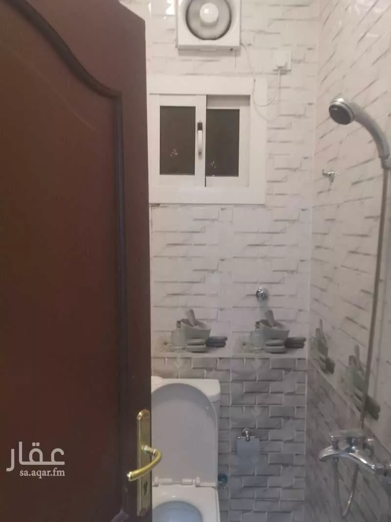5 bedroom apartment in As Salhiyah 1