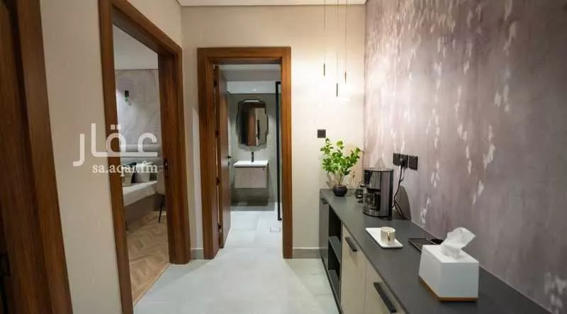 فيلا 4 غرف في العارض 5