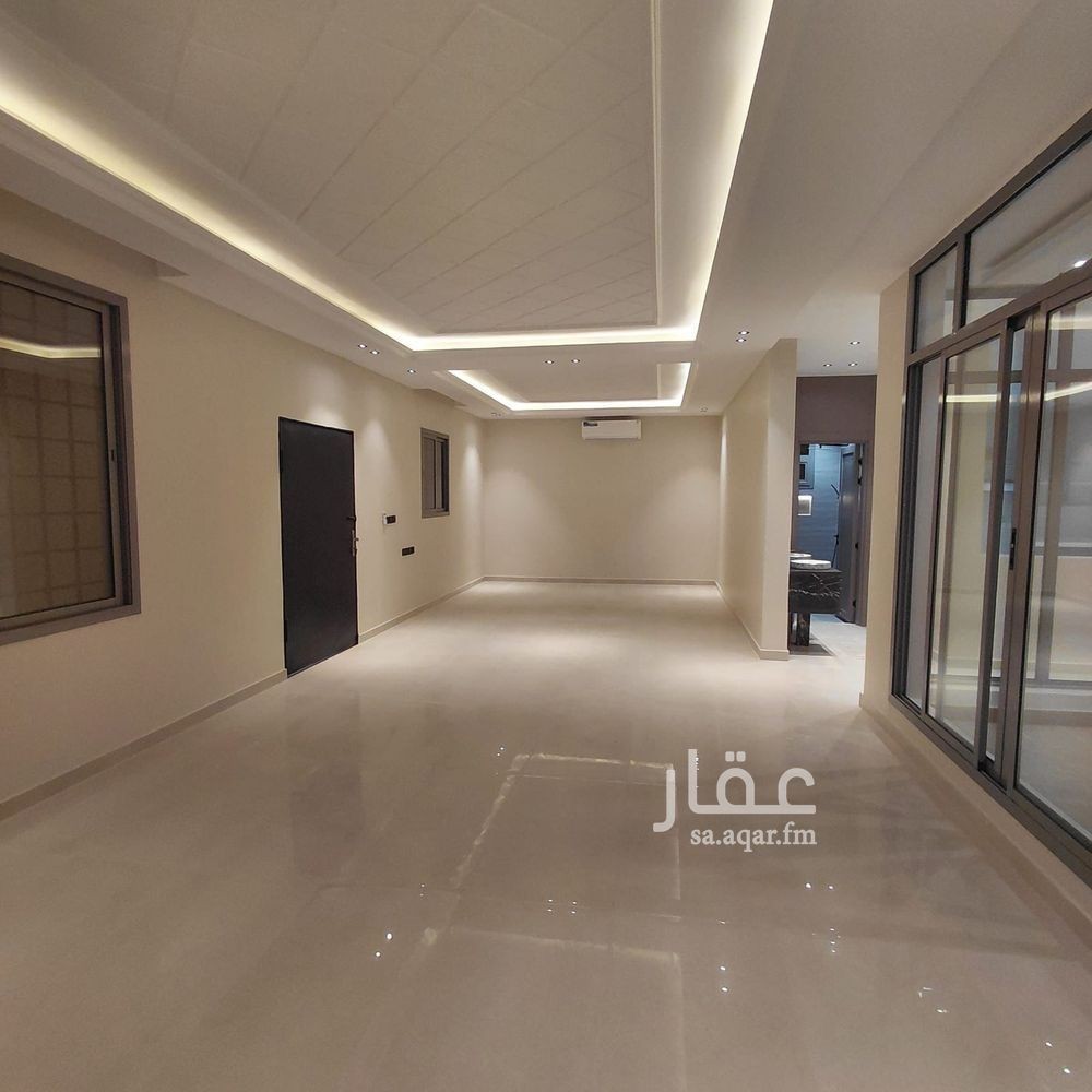 8 bedroom villa in Granada, Riyadh 5