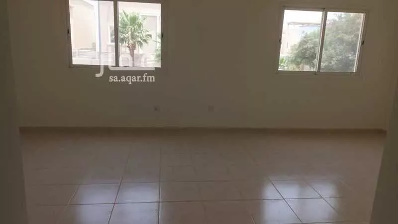 4 bedroom villa in King Abdul Aziz, Riyadh 11