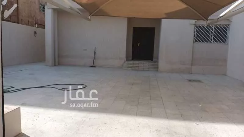 9 bedroom villa in Al Olaya, Riyadh 13