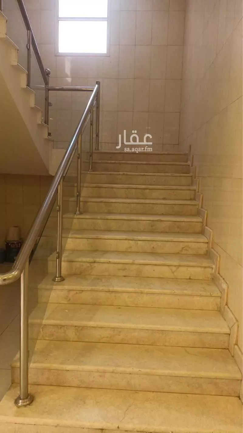 عمارة 600 م² في طويق 3