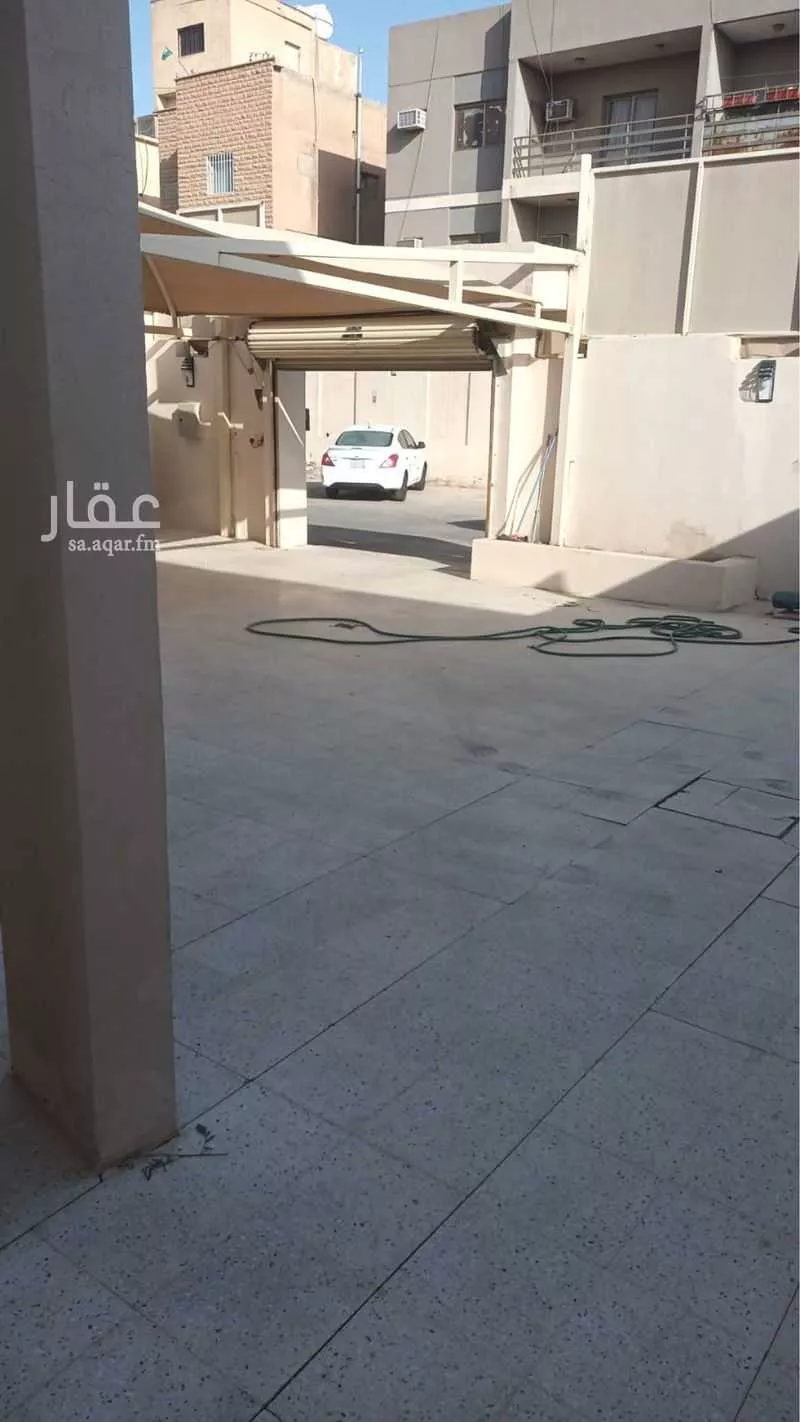 9 bedroom villa in Al Olaya, Riyadh 9